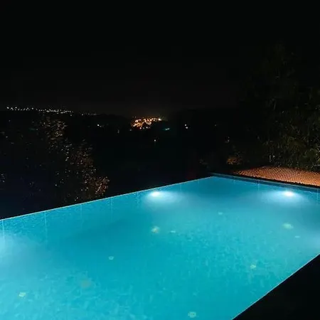 Villa Gunes *